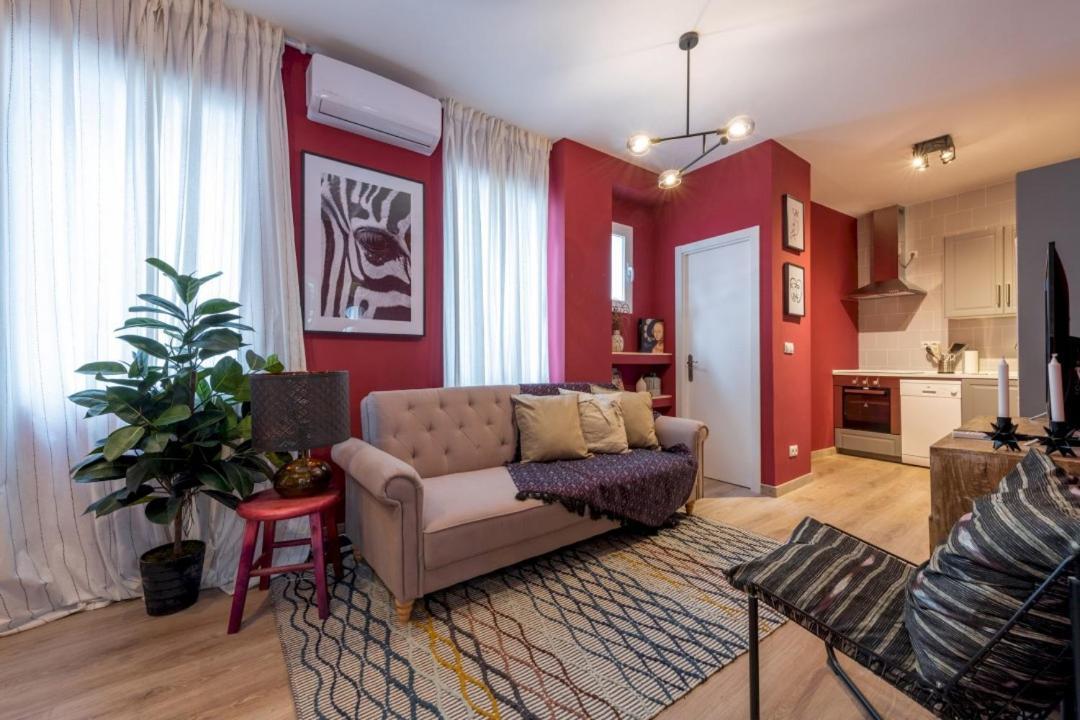 3 Bedrooms 1 Bathroom Furnished - Lavapies- Mintystay Madrid Exterior photo